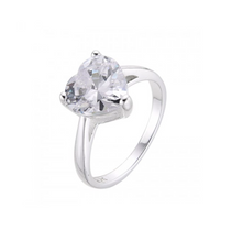 Cargar imagen en el visor de la galería, Anillo con corte de corazón