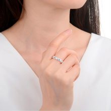 Cargar imagen en el visor de la galería, Anillo de Ojos Turco celeste y puntos de luz