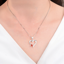 Cargar imagen en el visor de la galería, Dije de corazón rojo