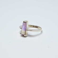 Cargar imagen en el visor de la galería, Anillo con piedra Bolivianita