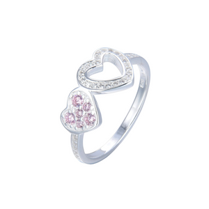 Anillo con corazones enlazados